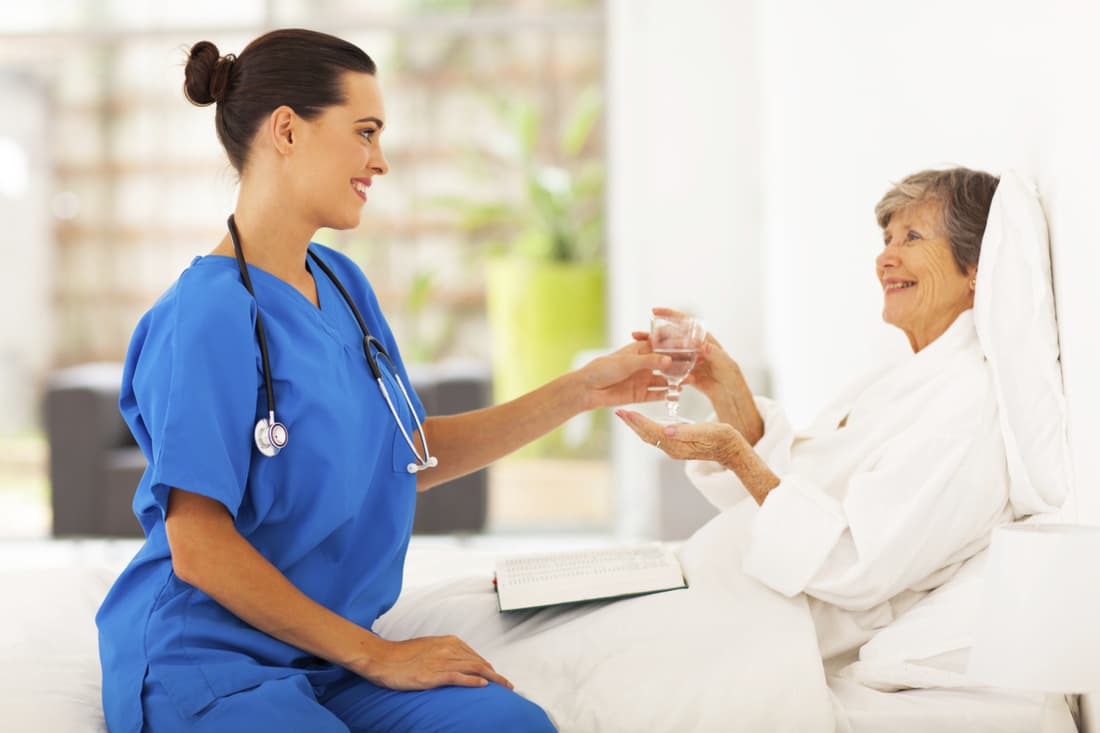 Pflegedienst und häusliche Krankenpflege: Unterschiede und Gemeinsamkeiten