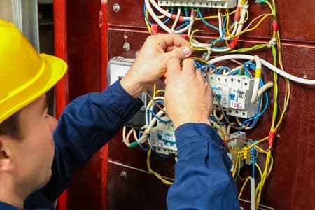Ihr zuverlässiger Elektriker Notdienst: Schnelle Lösungen bei elektrischen Notfällen
