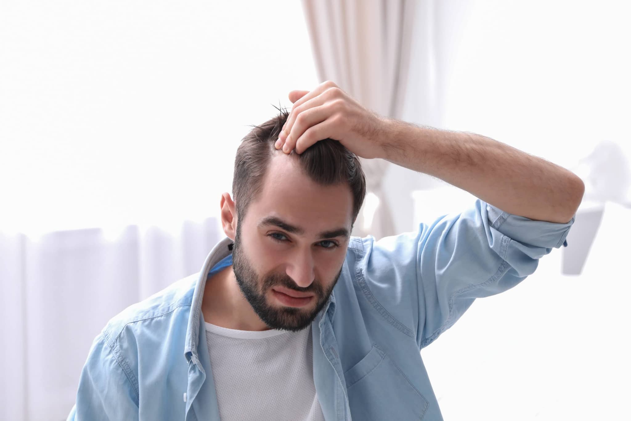 Haartransplantation: Ein Schritt zu einem jugendlichen Erscheinungsbild