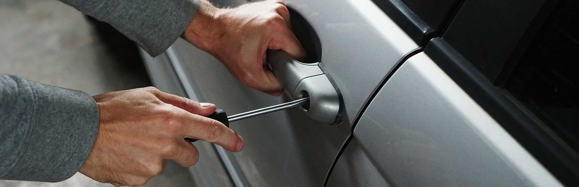 Autoschlüssel nachmachen lassen? MR-KEY ist Ihr professioneller Ansprechpartner