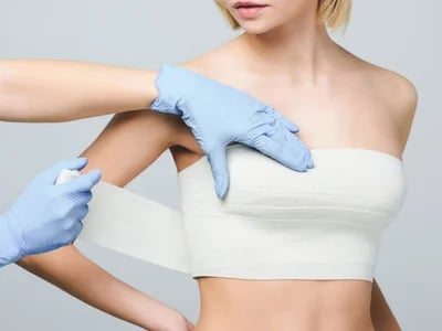 Schönheitschirurgie in Bochum: Brustvergrößerung mit Eigenfett für natürliche Ergebnisse