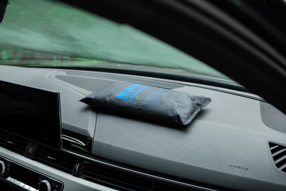 Feuchtigkeit im Auto reduzieren: Praktische Lösungen zum Auto Entfeuchten und Schützen
