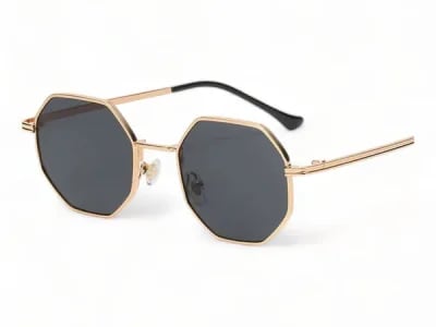 Modebewusst feiern gelingt mit einer angesagten Festival Sonnenbrille