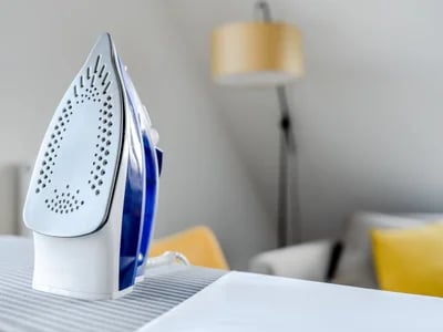 Discover the Best Rowenta Iron for Daily Home Garment Care