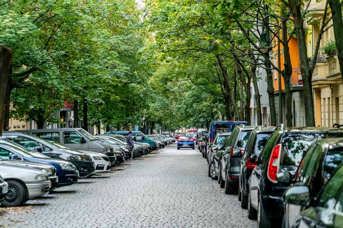 Halteverbot Berlin beantragen: Schritt-für-Schritt-Anleitung zur Genehmigung